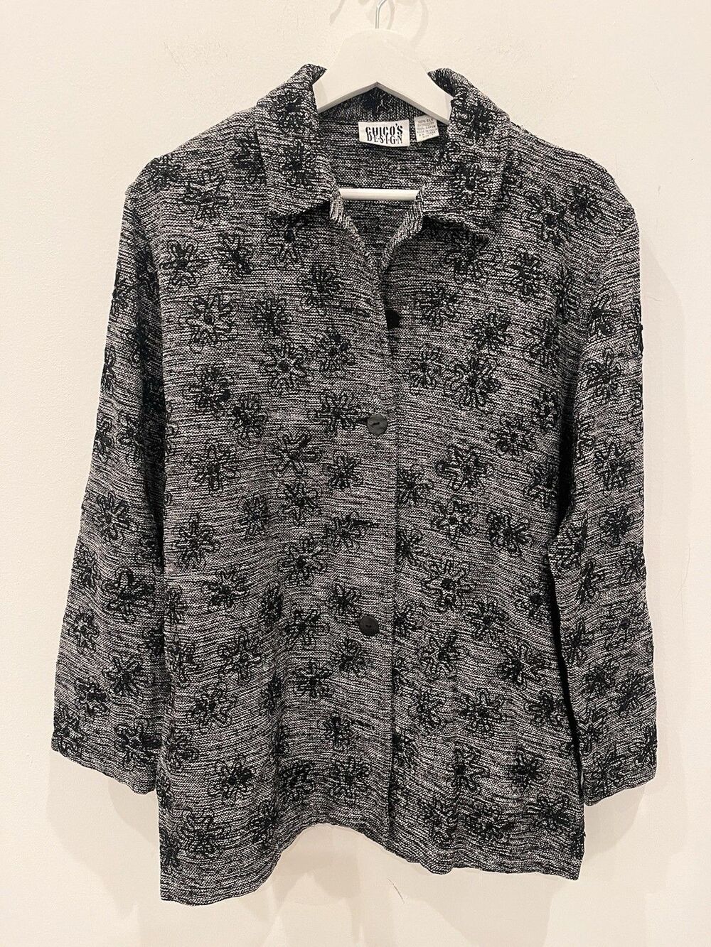chicos light weight jacket size 1 Floral Silk Embroidery Rayon Black White Vinta